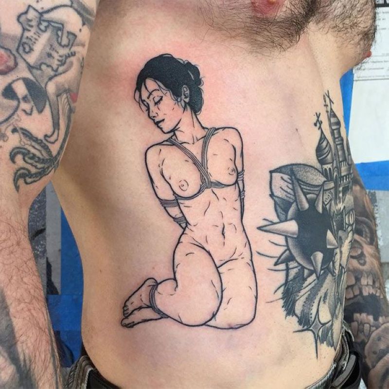 Girl fucks tattoo artist