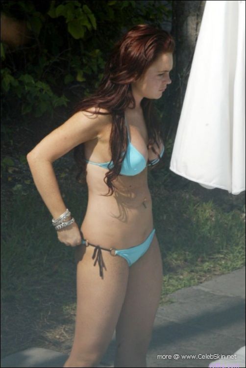 Lindsay Lohan (16   )