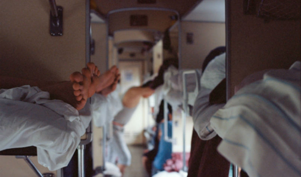 Ритуалы и традиции, которые вы должны запомнить при поездке в пассажирском поезде