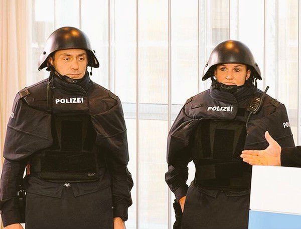 Новая защитная форма полиции Баварии