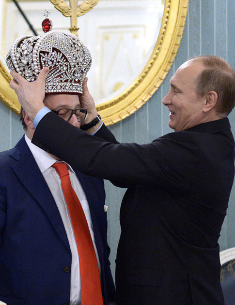 Просто Путин коронует Хазанова