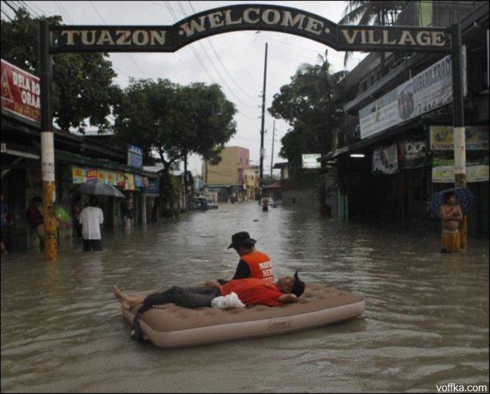 Наводнение на Филиппинах - а им и похуй