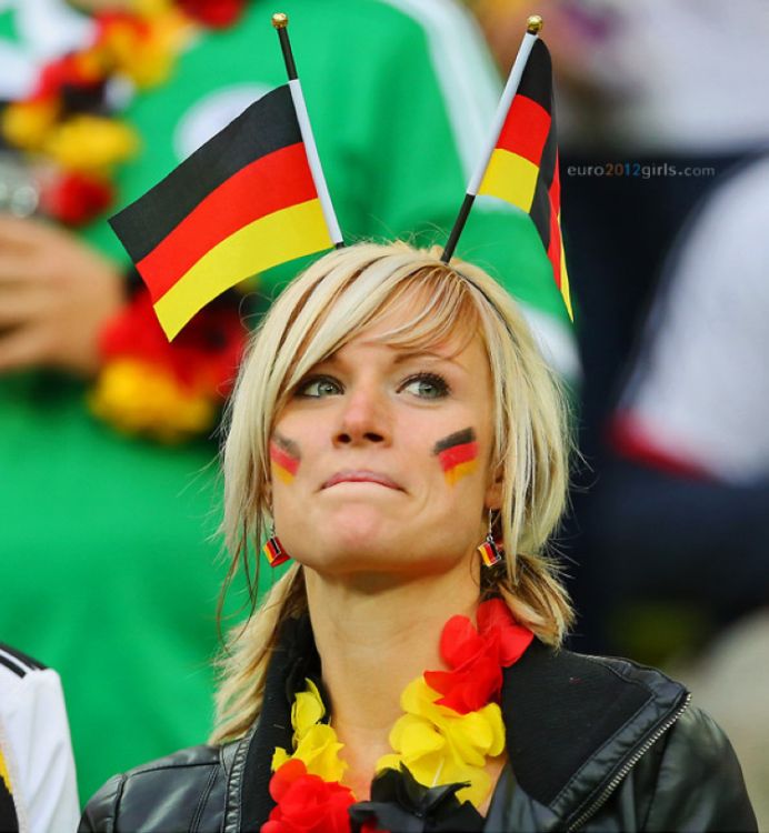 Немецкие люди фото. Немки. Немецкие девушки. Нямки. Красивые женщины Германии.