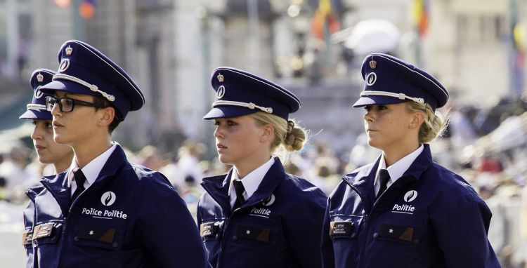 Женщины в полиции