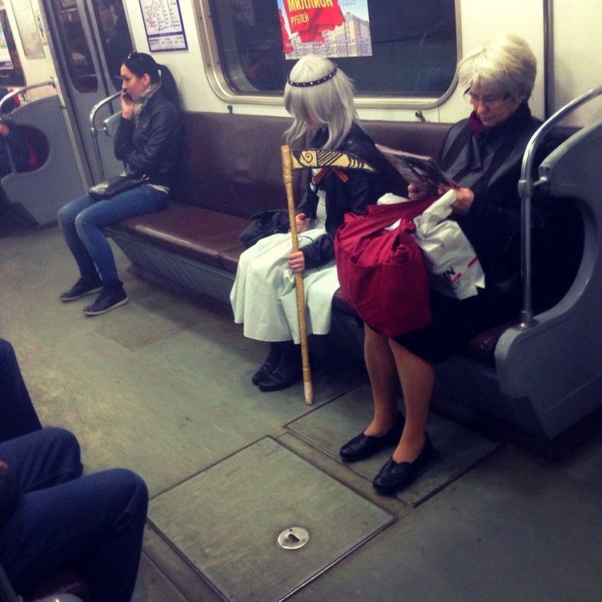 В метро юмор